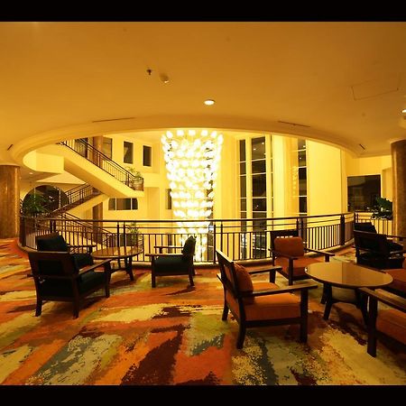 Grand Wahid Hotel Salatiga Kültér fotó