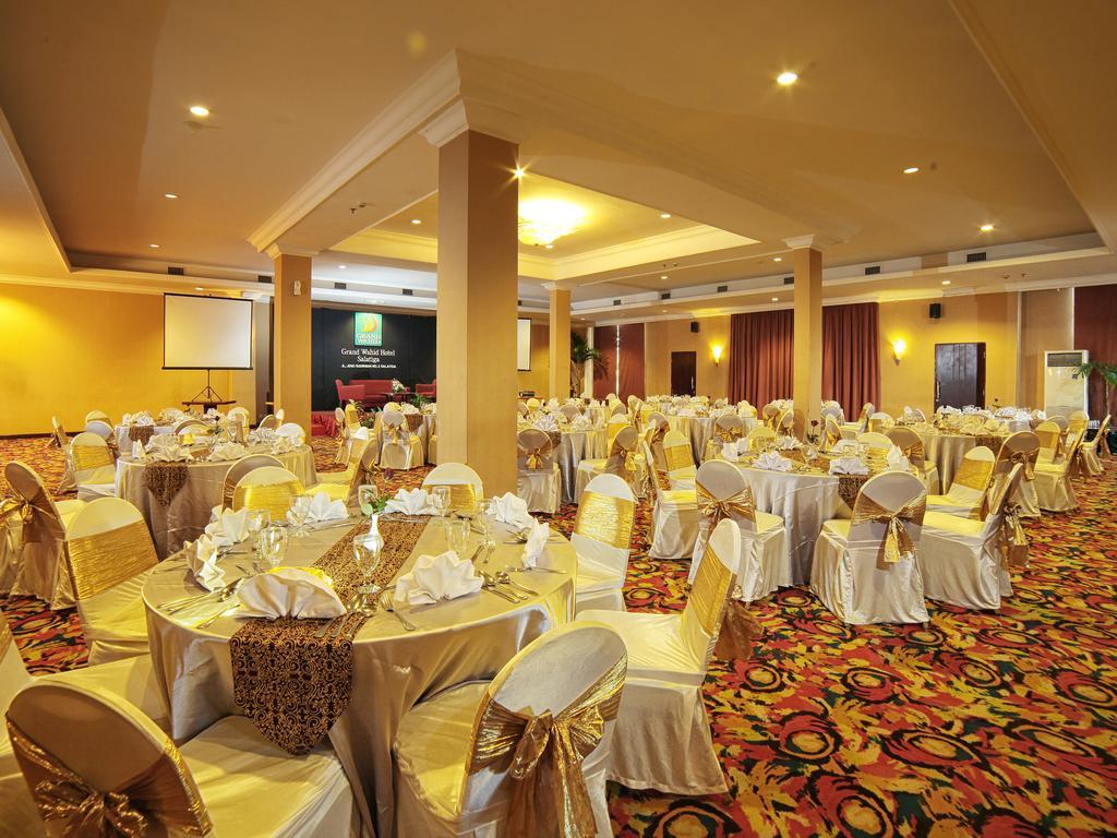 Grand Wahid Hotel Salatiga Kültér fotó